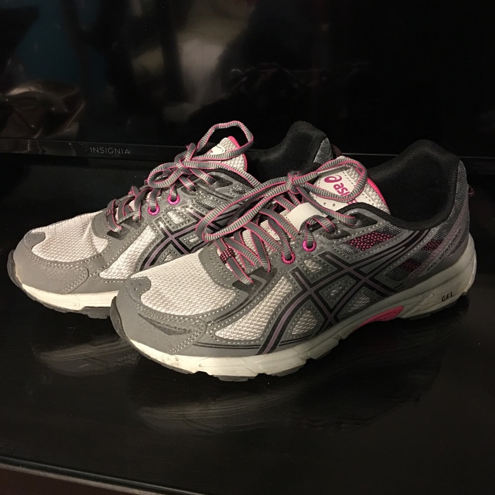 8.5 Women’s ASICS Gel Venture 6